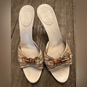 Gucci pumps size 9.5